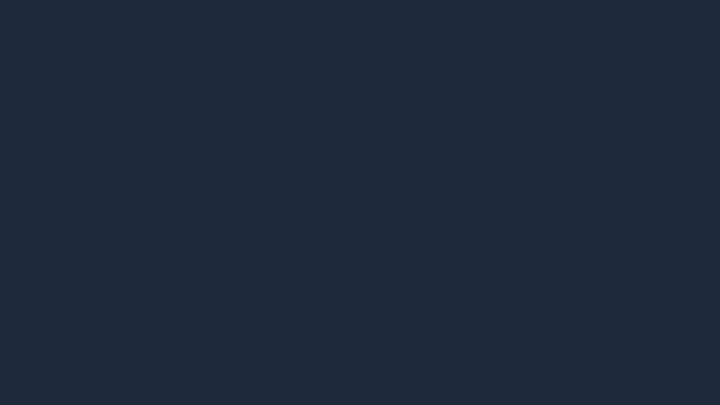 国語辞典や英和辞典、参考書を比較して選ぶ様子